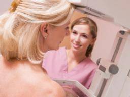 Eine Familiengeschichte von Prostatakrebs kann Frauen Risiko für Brustkrebs erhöhen