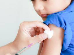 Fast 20% der vollständig geimpften Kinder mit anhaltendem Husten haben Keuchhusten.