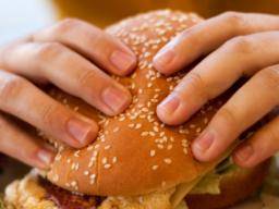 Tierspezifischer Zucker kann das Krebsrisiko bei Menschen, die rotes Fleisch essen, erhöhen
