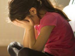 Trouble bipolaire chez l'enfant: facteurs de risque et symptômes