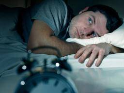 Bipolare Störung in Verbindung mit ererbten Unterschieden in Schlafmustern