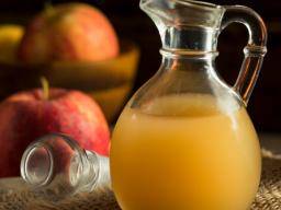 Kann Apfelessig helfen Psoriasis zu behandeln?
