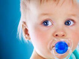 Muze vystavit novorozené deti více necistotám a bakteriím nizsí alergii, riziko astmatu?