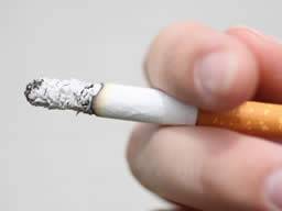 CDC beginnt hart Anti-Raucher-Anzeigen zu schlagen