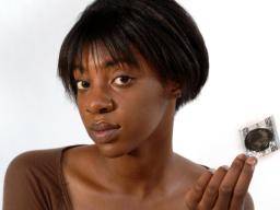 Kondomgebrauch höher bei jungen HIV-positiven Frauen mit geschlechtergerechten Ansichten, Studienfunde