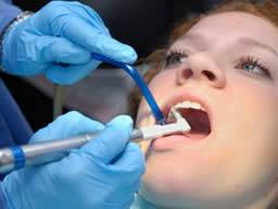 Kontaminovaná dentální chirurgická zarízení Zdroj legionárské nemoci