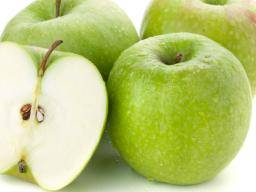 Mohlo by jablko denne chránit pred obezitou?