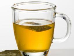 Könnte zu viel grüner Tee gesundheitsschädlich sein?