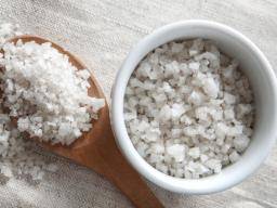 Die Salzaufnahme um 10 Prozent zu senken wäre "sehr kosteneffektiv weltweit"