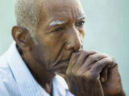 Klesající povedomí o ztráte pameti predchází demence