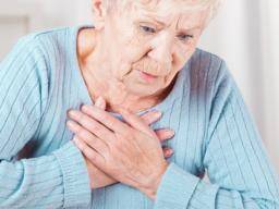 Defibrillatoren werden bei älteren Herzinfarktpatienten stark vernachlässigt