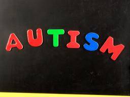 Verschiedene Trajektorien für Autismus-Spektrum-Störung bei Kindern identifiziert