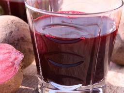 Pití cervené stávy pred cvicením zvysuje výkon mozku