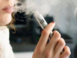 E-cigarety mohou zvýsit kardiovaskulární riziko
