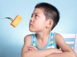 "Poruchy príjmu potravy by mohly zacít jiz od základní skoly"