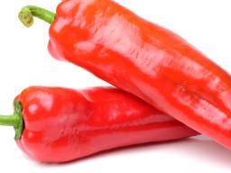 Jíst horké cervené chilli papricky nám mohou pomoci zít déle