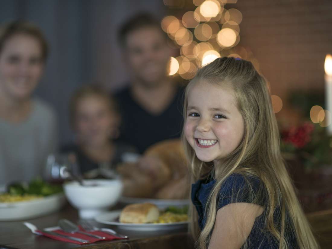 Las comidas familiares pueden impulsar la salud física y mental de los niños