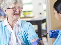 La bonne humeur peut stimuler l'efficacité du vaccin contre la grippe chez les personnes âgées