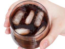 Wie Coca-Cola Ihren Körper beeinflusst, wenn Sie ihn trinken