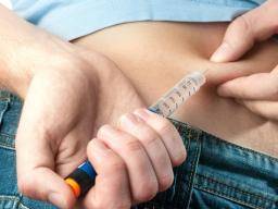 Comment utiliser l'insuline basale: avantages, types et dosage