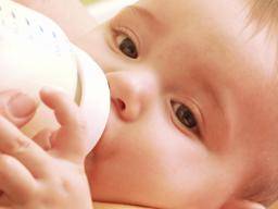 Les préparations hydrolysées pour nourrissons ne préviennent pas les allergies