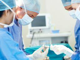 Der zunehmende Einsatz minimalinvasiver Operationen würde Tausende von postoperativen Komplikationen verhindern
