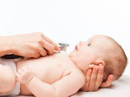 Verwendung von Asthmamedikamenten bei Säuglingen in Verbindung mit Wachstumsstörungen