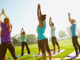 Ist Yoga eine hilfreiche Behandlung für Fibromyalgie?