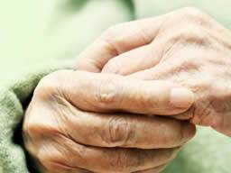 Arthrite idiopathique juvénile liée à des taux d'infection bactérienne plus élevés