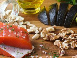 Stredomorská strava s vysokým prínosem rostlinných tuku, stejne jako dietou s nízkým obsahem tuku "