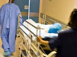 Vetsina pacientu s ischemickou mrtvicí zemre nebo je zpátky v nemocnici behem dvanácti mesícu