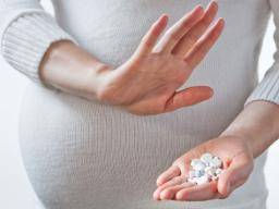 Neonatales Abstinenzsyndrom steigt "aufgrund von Opioidüberdosierung"