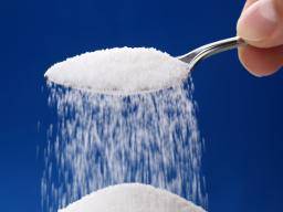 Nové pokyny WHO snizují príjem volných cukru