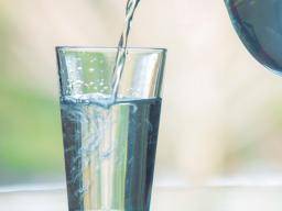 "Pít vodu pouze zíznivou," tvrdí studie