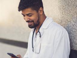 Ärzte: Können Social Media Karriere machen oder brechen?