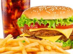 Die Portionsgrößen und der Nährstoffgehalt von Fast Food sind seit 1996 relativ konstant