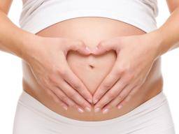 Schwangerschaftsraten höher für Frauen, die Mandeln hatten, Anhang entfernt