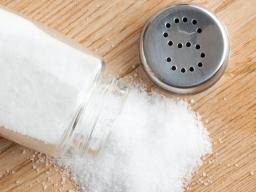 Salz kann den Blutdruck erhöhen, indem es den Sicherheitsmechanismus im Gehirn deaktiviert