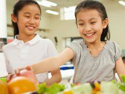 Smiley tváre delají zdravé jídlo "pritazlivejsí" k detem