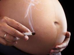 Rauchen und Frühgeburt verdreifachen das Risiko einer maternalen CVD