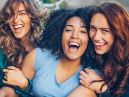 De fortes amitiés à l'adolescence peuvent être bénéfiques à long terme pour la santé mentale