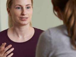 La terapia de conversación fortalece las conexiones cerebrales para tratar la psicosis