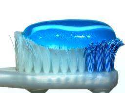 Dentifrice, produits chimiques de protection solaire «interfèrent avec la fonction du sperme»