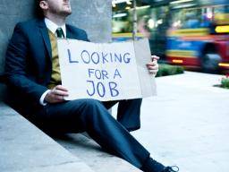 Nezamestnanost "kazdorocne zpusobuje 45 000 sebevrazd"