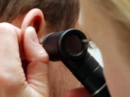 «Watchful Waiting» s'avère idéal pour les infections des oreilles chez les enfants
