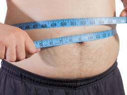 Gewichtszunahme auf dem Vormarsch, aber weniger Erwachsene versuchen, Gewicht zu verlieren