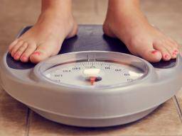 Gewichtszunahme im Laufe des Lebens kann das Risiko von Speiseröhrenkrebs, Magenkrebs erhöhen