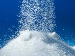 Die von der WHO empfohlene Zuckerzufuhr sollte halbiert werden, um Karies zu bekämpfen.