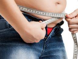 La mujer se vuelve obesa después del trasplante fecal del donante con sobrepeso
