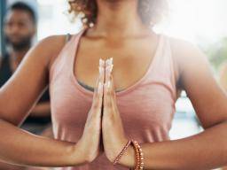 Jóga, meditacní cítac genové expresní zmeny, které zpusobují stres